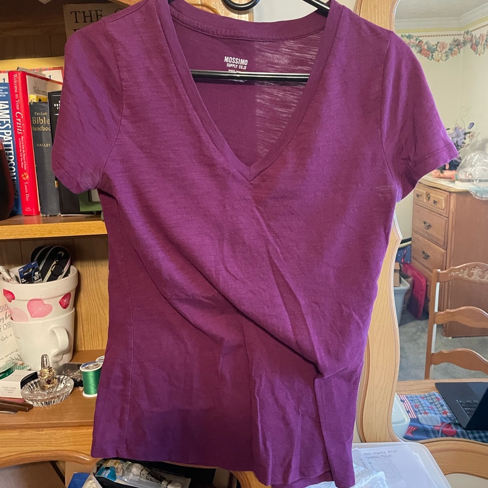Mossimo Supply Co. Purple V-Neck Women's Tee